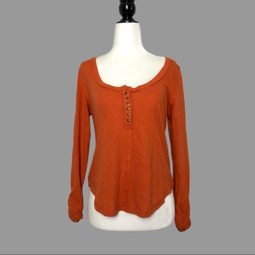 ❤️ MP ❤️ NWT Anthro Henley Low Cut Linen Cotton Ruched Cuffs​